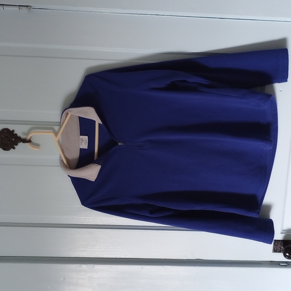 2 for $18! A half zip Danskin Now fleece